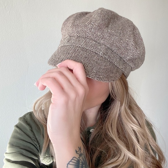 levis newsboy hat